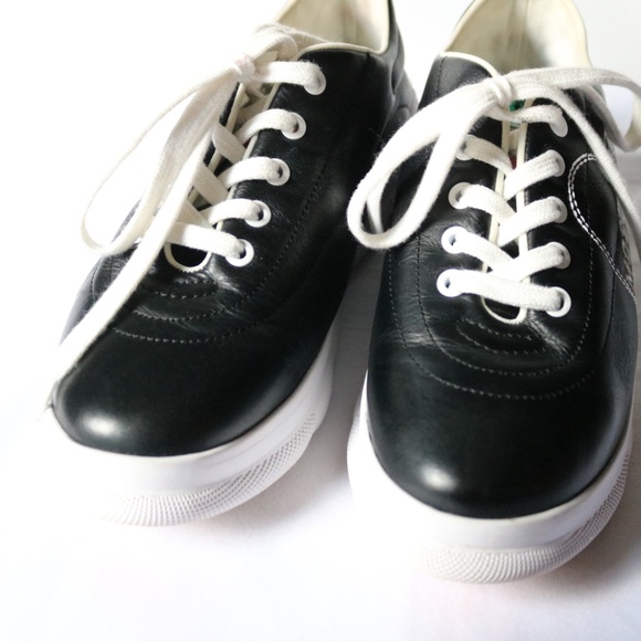 Love Moschino Black Leather Sneakers Running Shoes Heart Lace Up Women's 8 - Picture 3 of 11